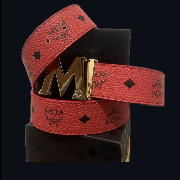 RED MCM BELT - Picture 1 of 1